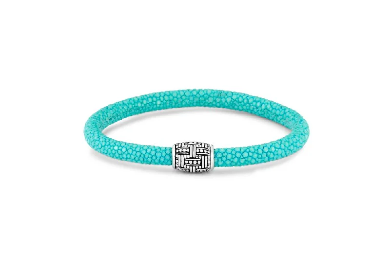 bracelet with charm for romantic gift -Lewotolo Bracelet- Turquoise Stingray