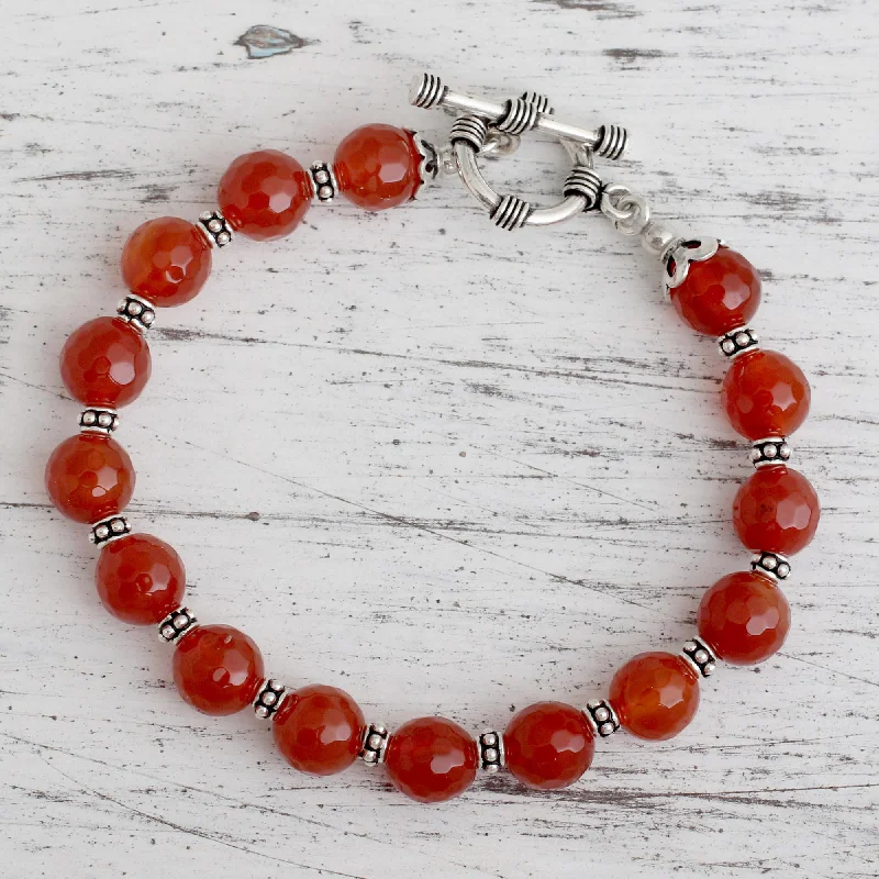 adjustable bracelet for daily wear -Royal Glow Carnelian & Silver Beaded Bracelet