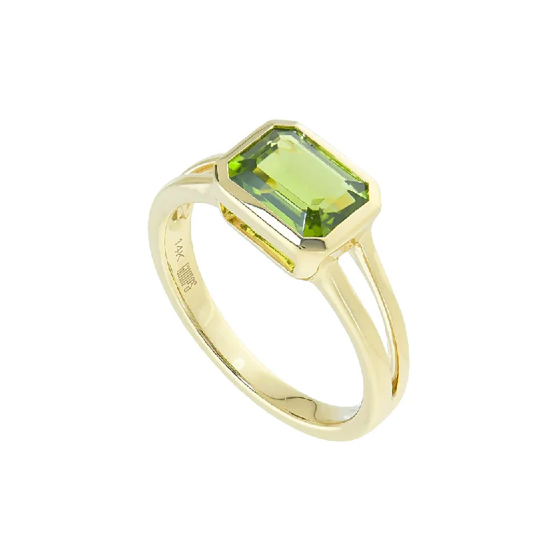 classic engagement rings with diamond centerpieces -Rectangular Peridot Ring