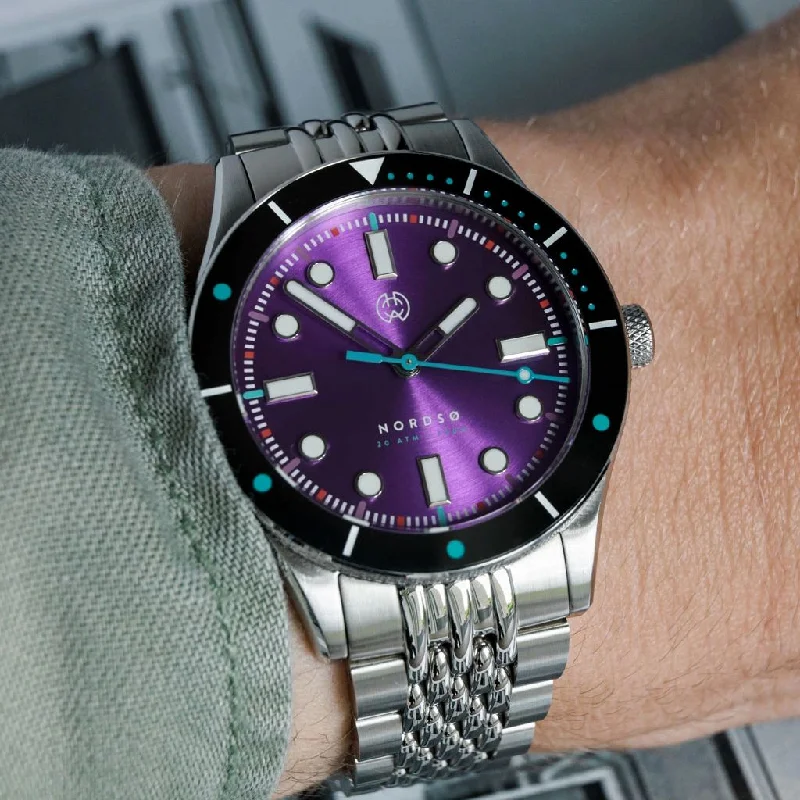 men’s wristwatches for casual fashion -Henry Archer Nordsø - Galactic Purple LE (Sunburst Dial)